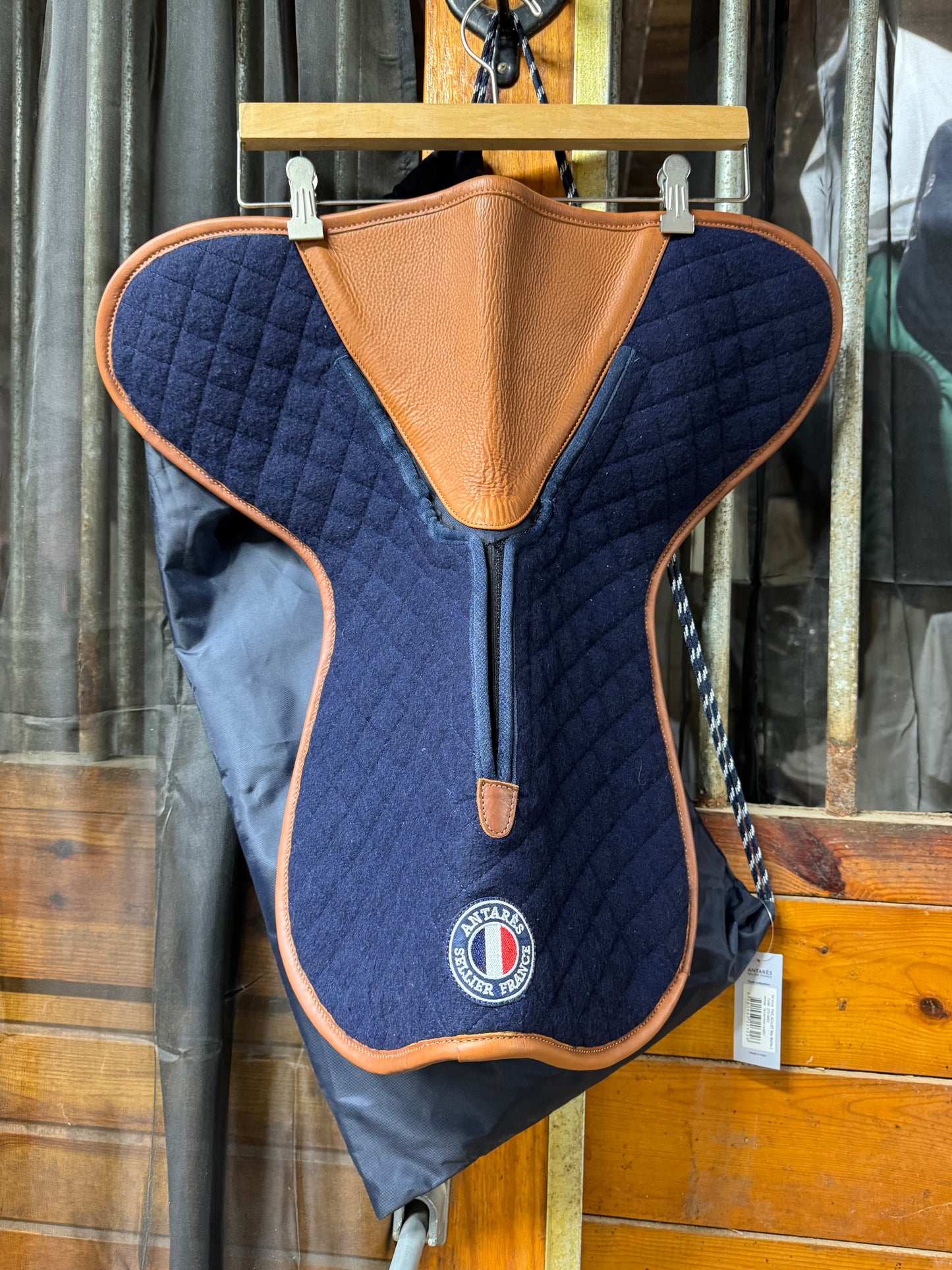 NEW Antarés Adjustable Half Pad